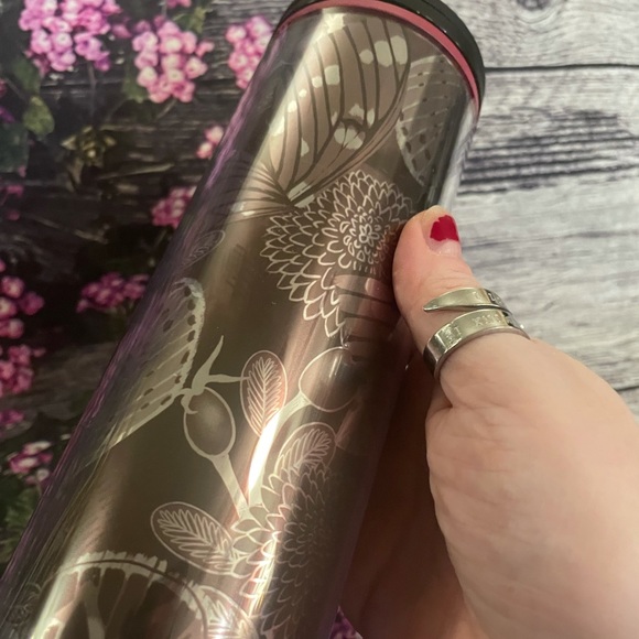 2019 STARBUCKS 16 Oz. Plastic Tumbler FLORAL BUTTERFLY Limited Edition - Picture 9 of 13